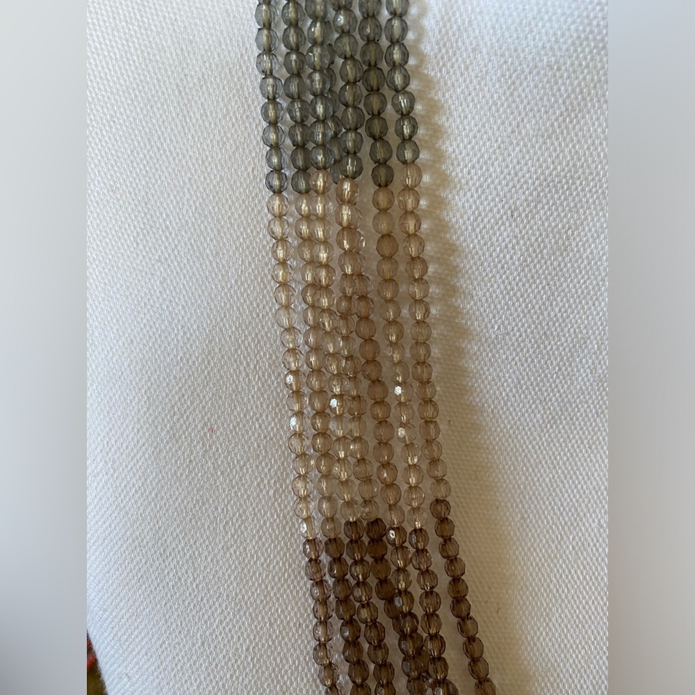 ColorBlock Necklace - Picture 4 of 10